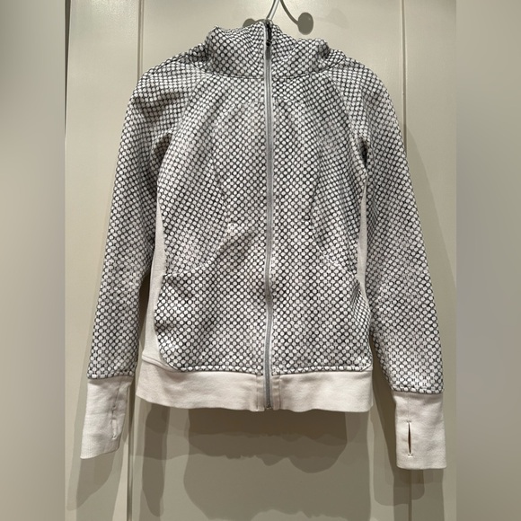 Lululemon Scuba Hoodie - Picture 1 of 9